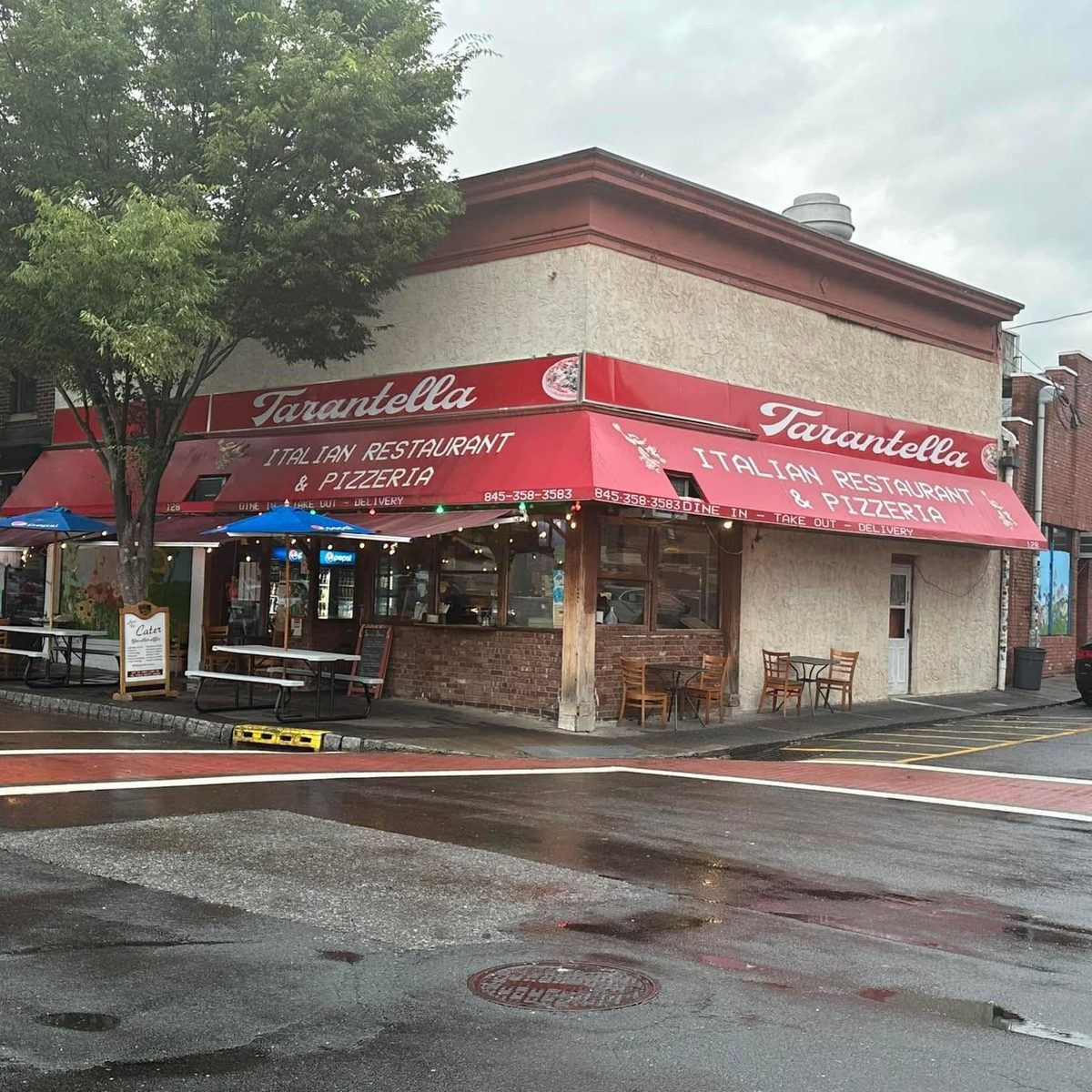 Welcome To Tarantella Pizzeria